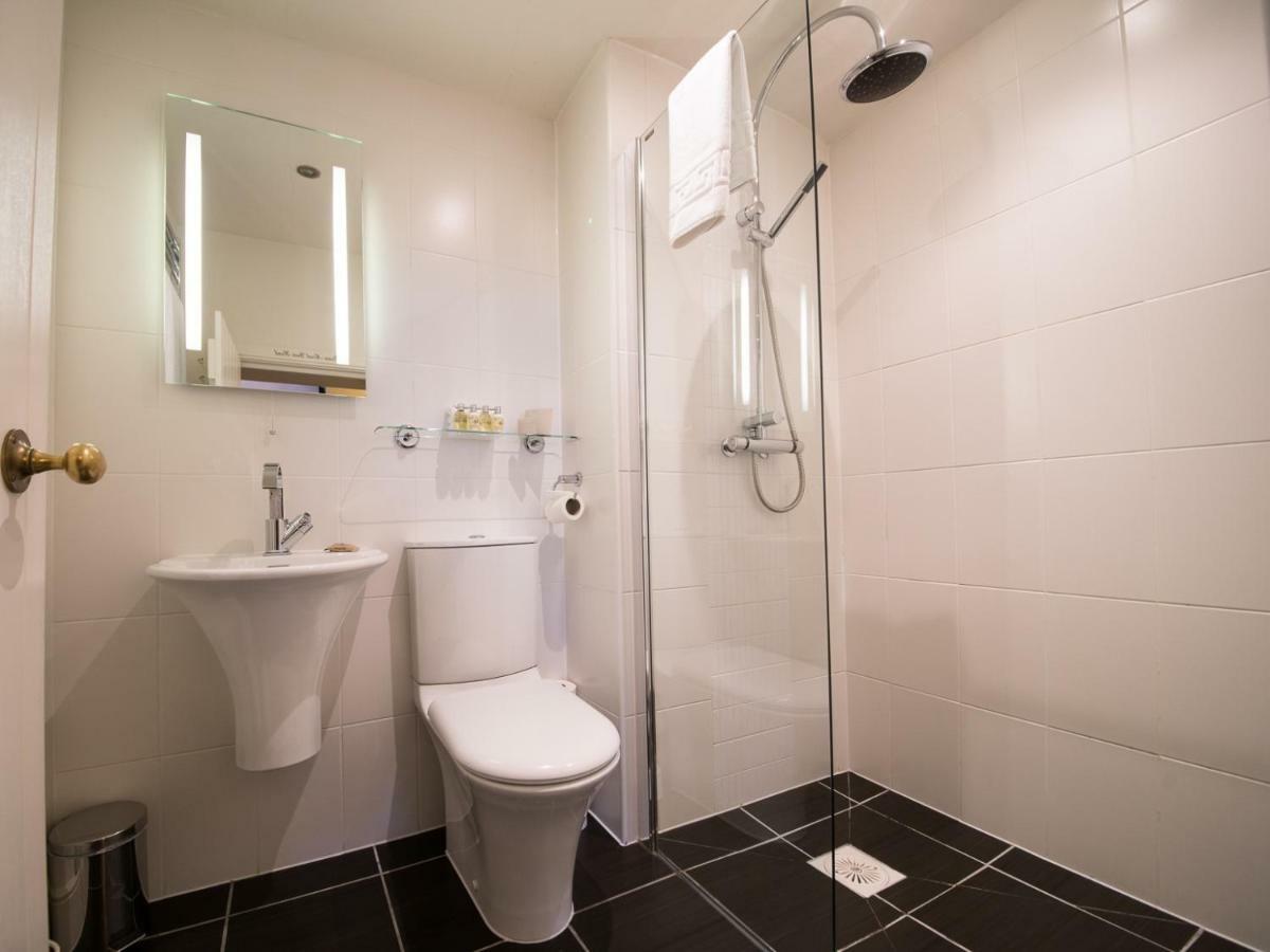 Checkers Pantry With Rooms Montgomery Extérieur photo